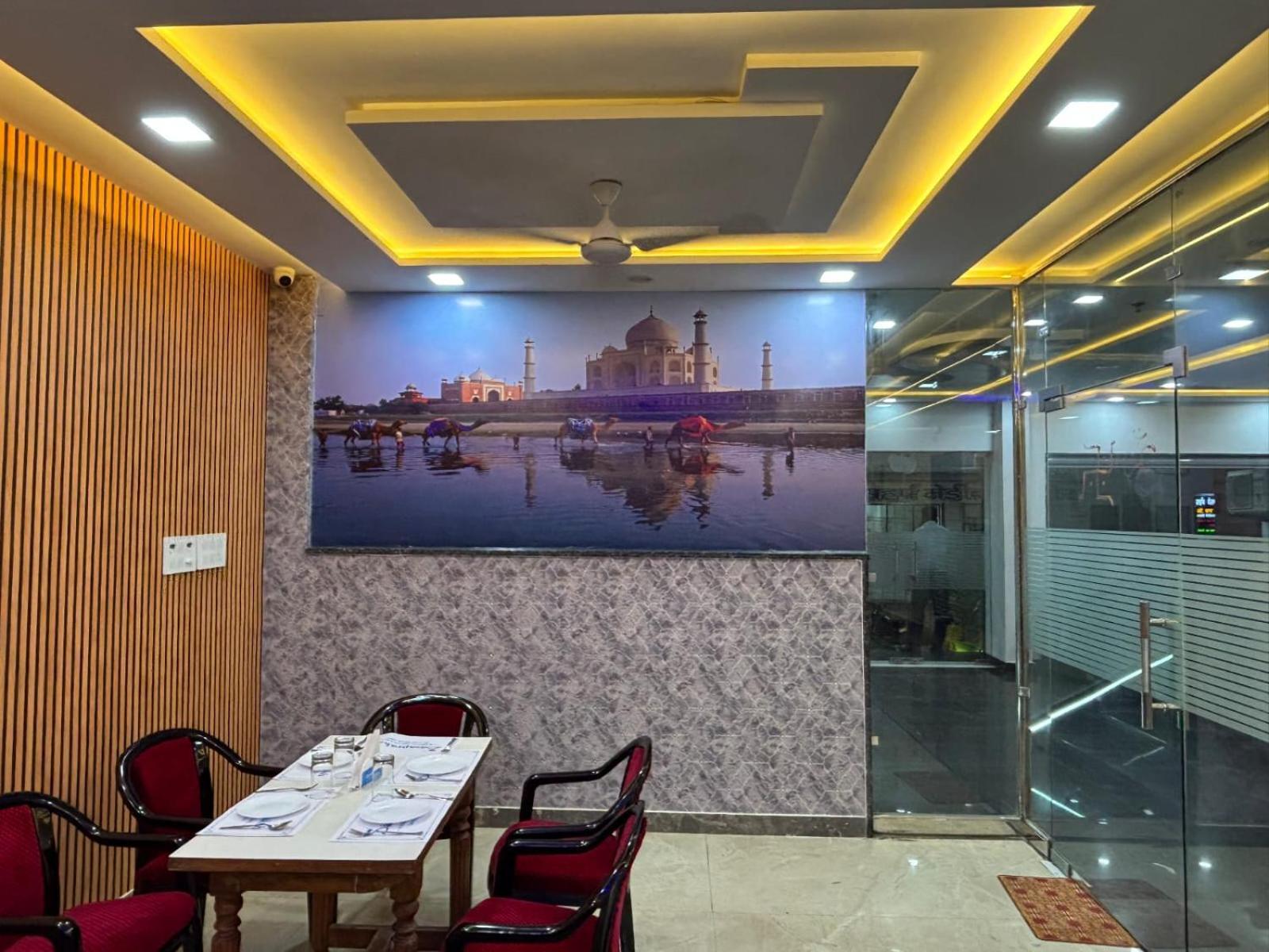 Hotel Ganga Palace - Agra Agra (Uttar Pradesh) Exterior foto
